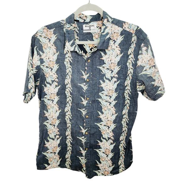 Billabong Tailed Fit Inside Out Tropical Floral Button Front Short Sleeve Shirt - Picture 1 of 13